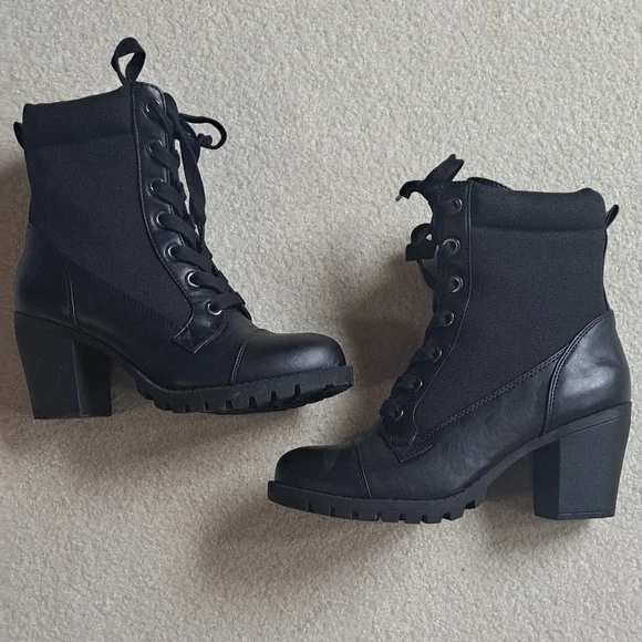 XOXO Black Combat Boots - Picture 2 of 2